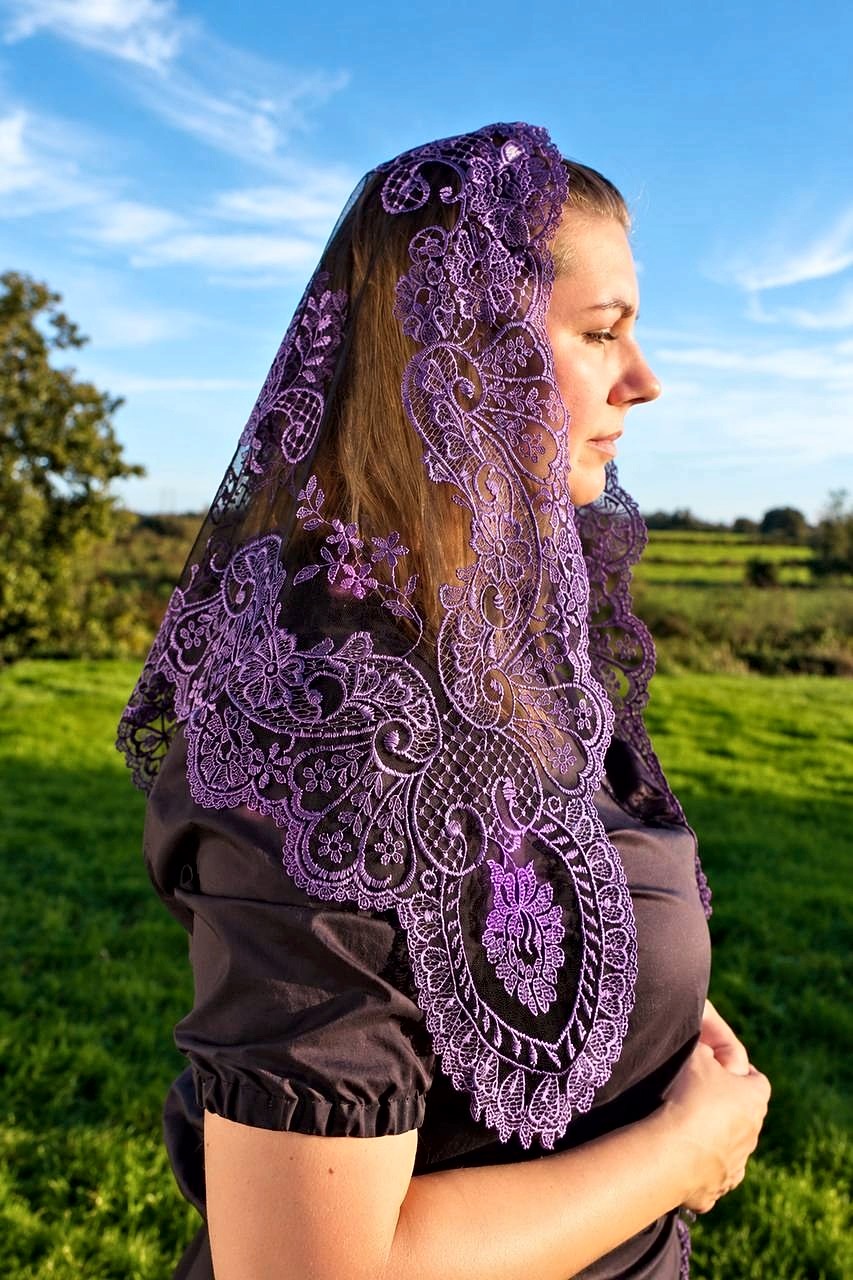 Purple Floral Lace Mantilla